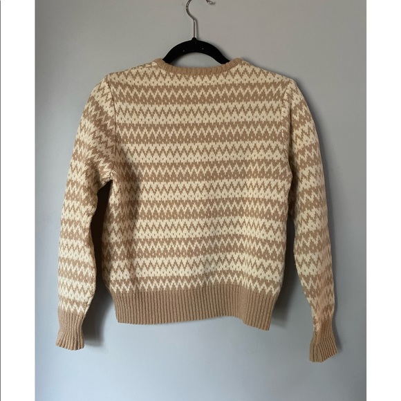Vintage Patterned Beige Sweater (S) - Picture 6 of 7